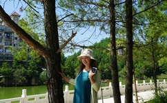 年轻的馊子8中字